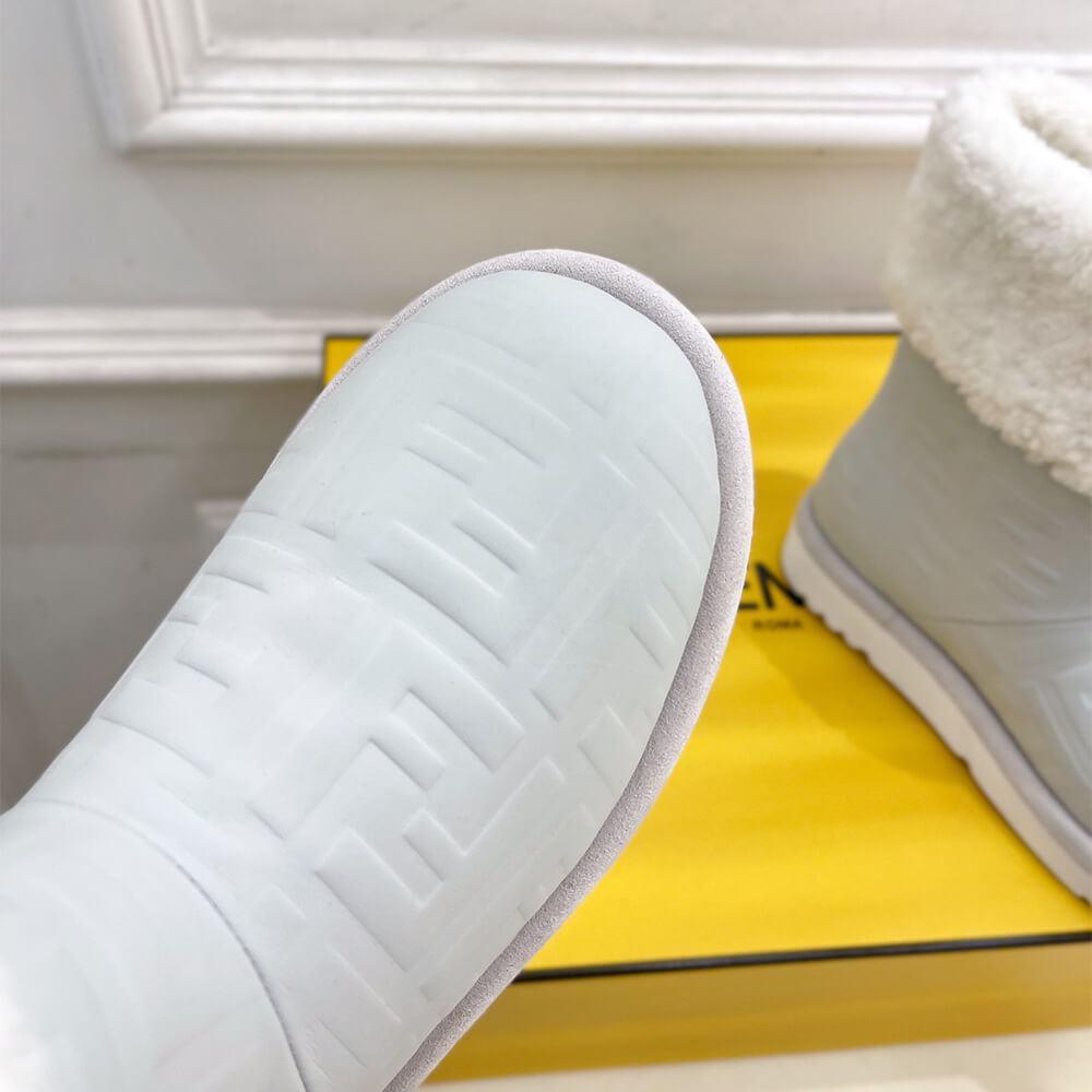 Fendi Apres Chic Shoes - Replica Luxury Bags™