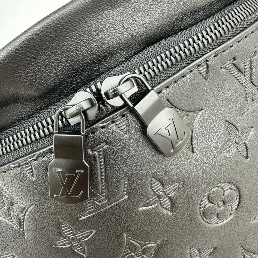 LV Discovery Bumbag - Replica Luxury Bags™