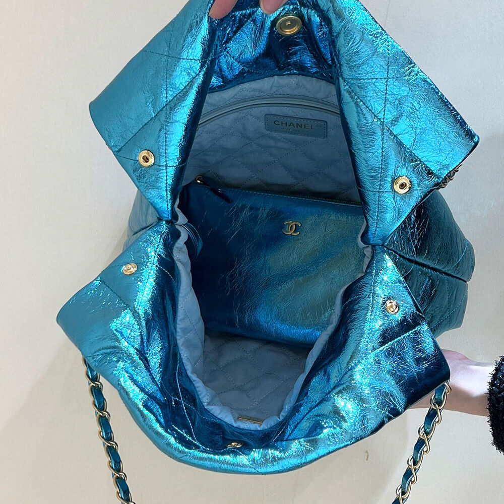 Chanel 22 Small Handbag - Replica Luxury Bags™