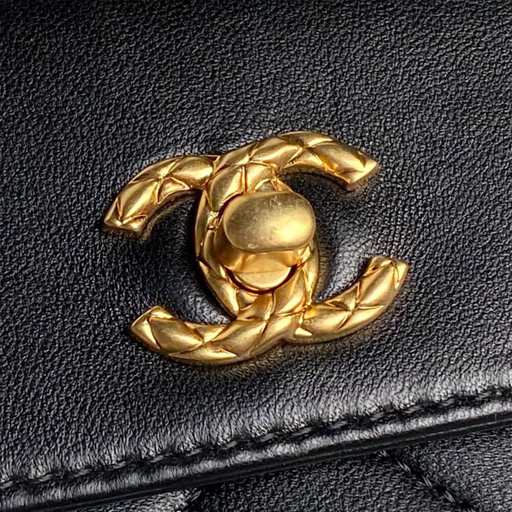 Chanel Clutch with Chain Bag - Replica Luxury Bags™