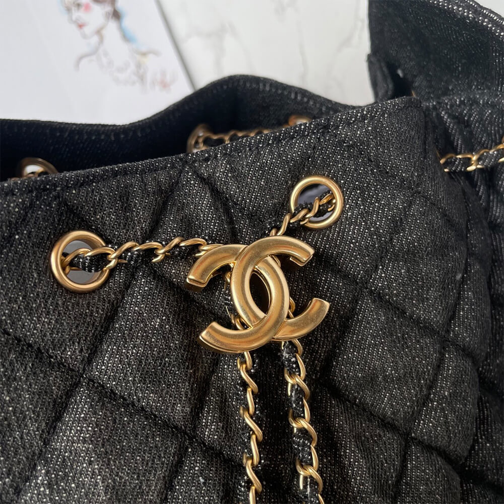 Chanel 25 Medium Handbag - Replica Luxury Bags™