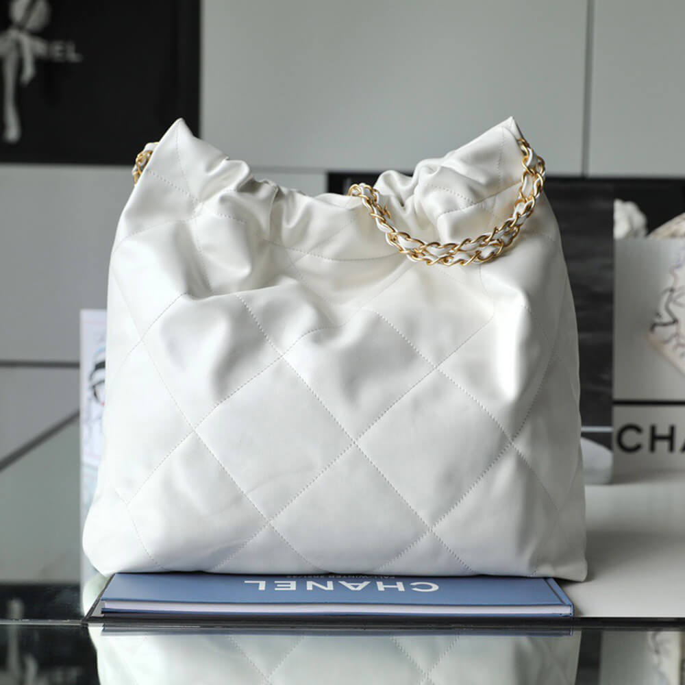 Chanel 22 Handbag - Replica Luxury Bags™