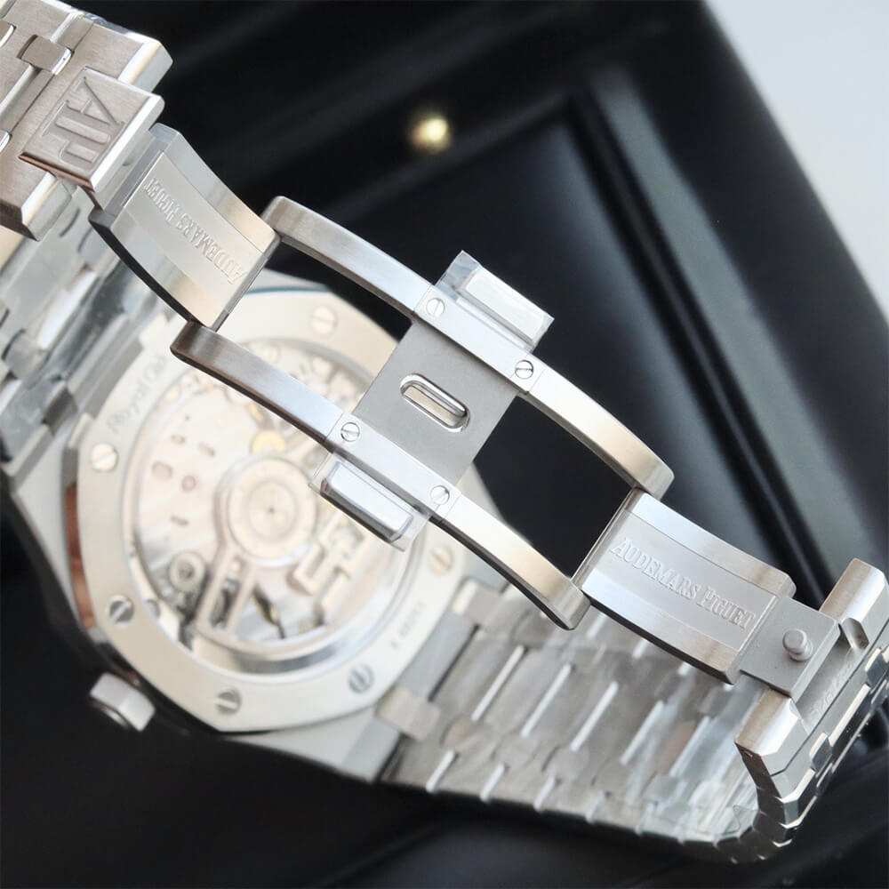 Audemars Piguet Royal Oak 15510ST - Replica Luxury Bags™