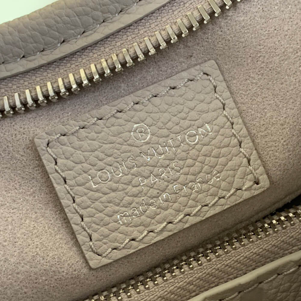 LV CarryAll PM Bag - Replica Luxury Bags™