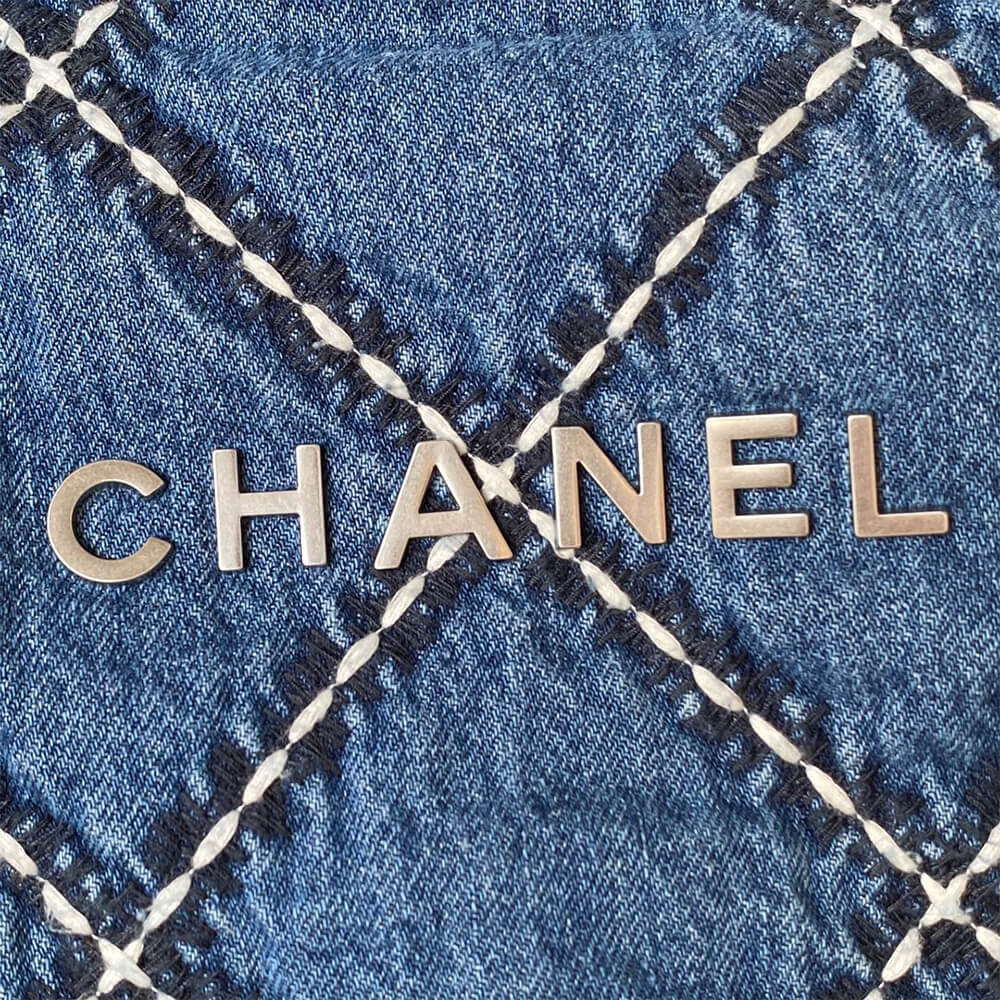 CHANEL 22 HANDBAG - Replica Luxury Bags™