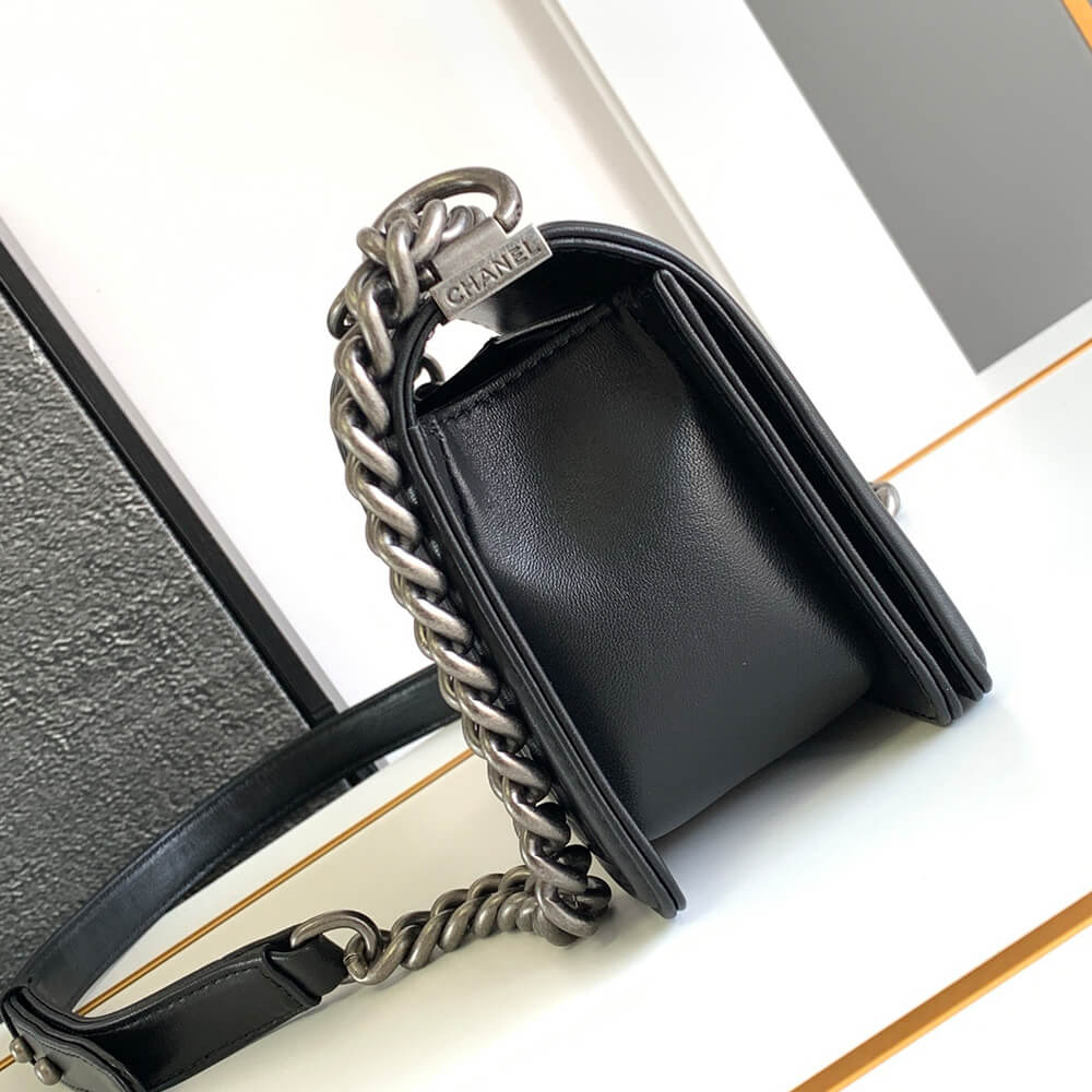 Small Boy Chanel Handbag - Replica Luxury Bags™