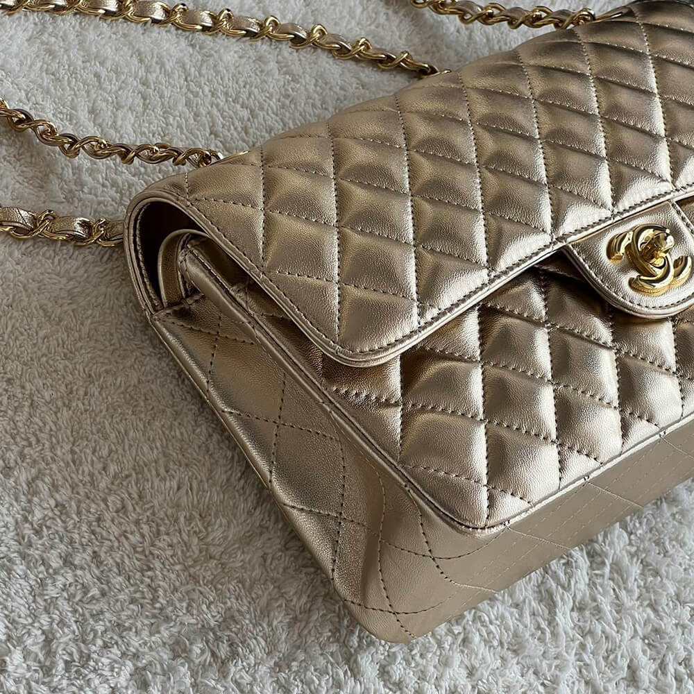 Chanel Medium Classic Flap Bag - Replica Luxury Bags™