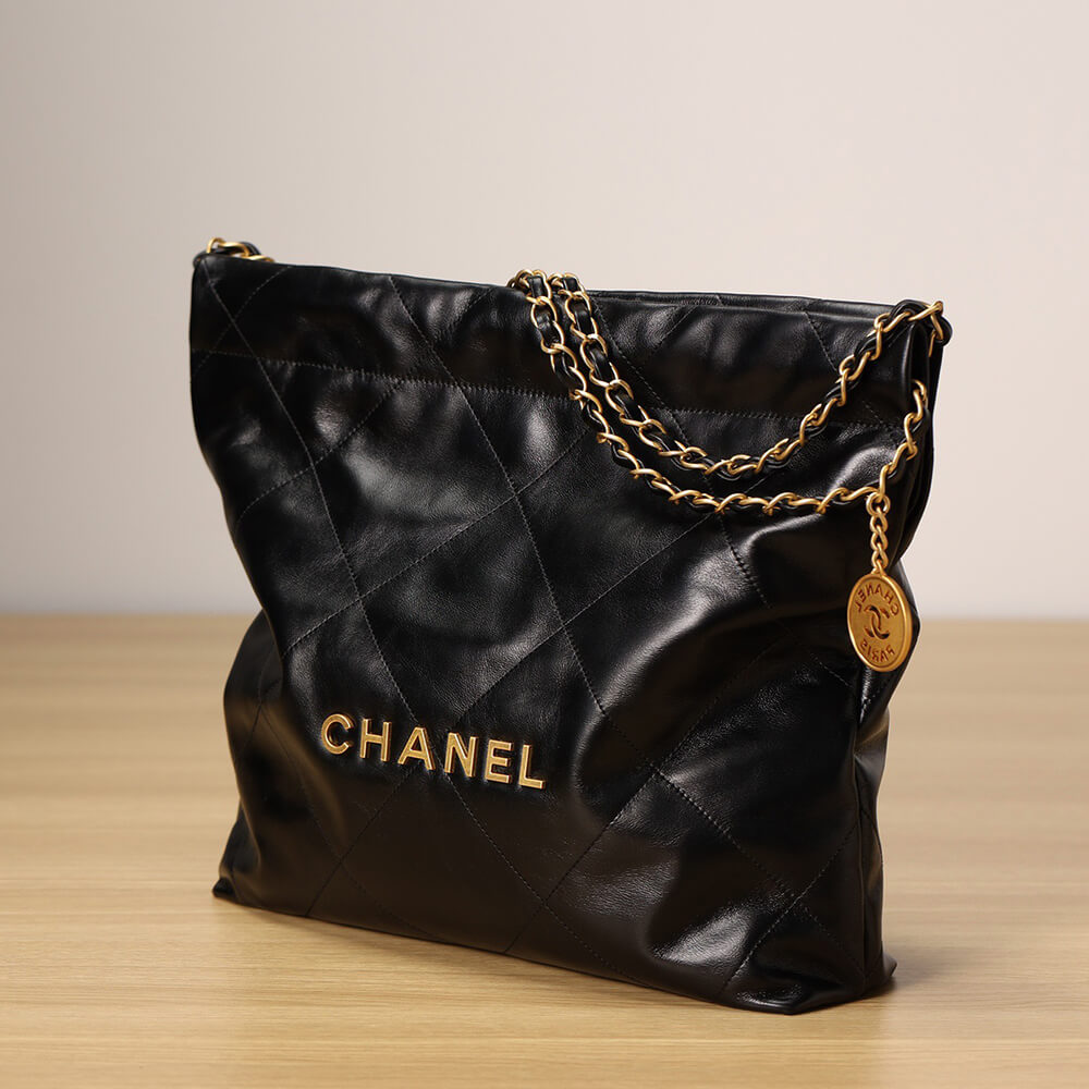 Chanel 22 Small Handbag - Replica Luxury Bags™