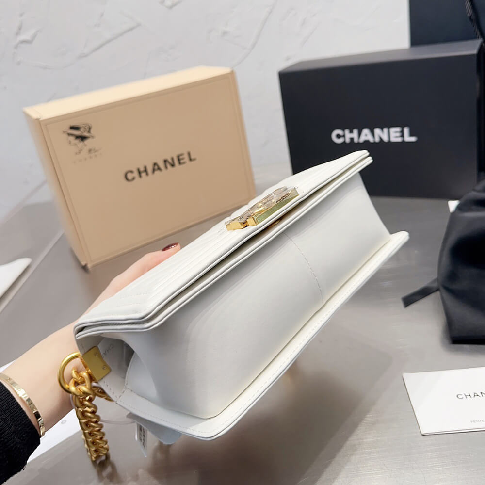 Chevron Boy Chanel Handbag - Replica Luxury Bags™