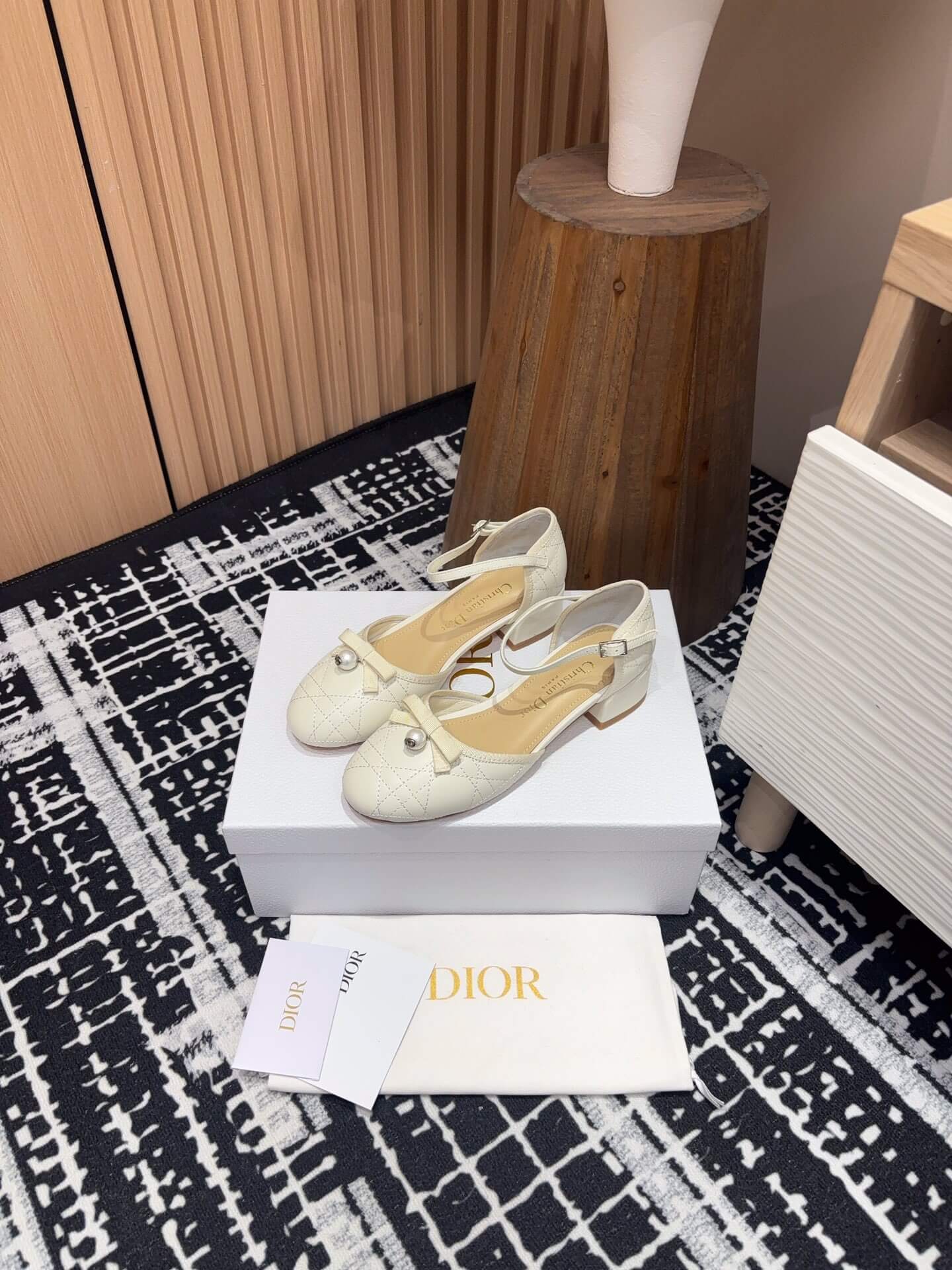 Dior Ballet Pump Shoes - Replica Luxury Bags™