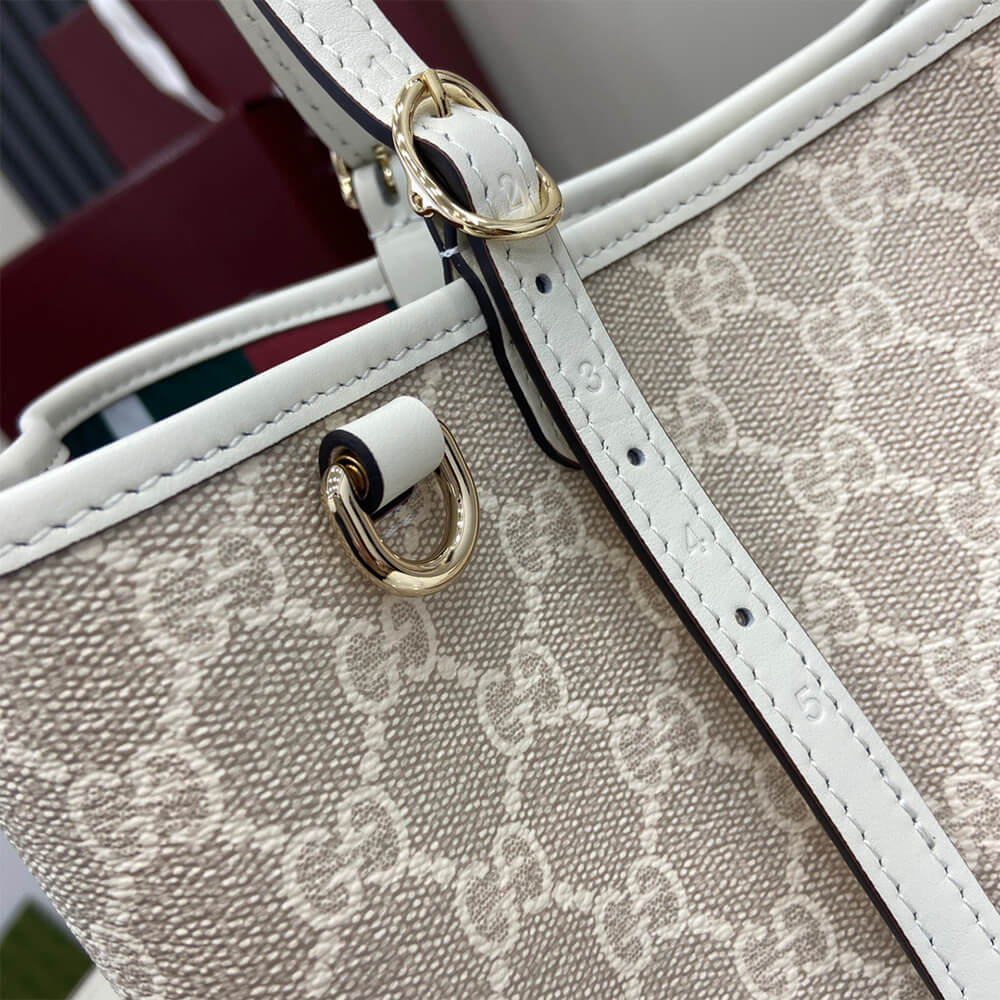 Gucci GG Emblem Medium Tote Bag - Replica Luxury Bags™