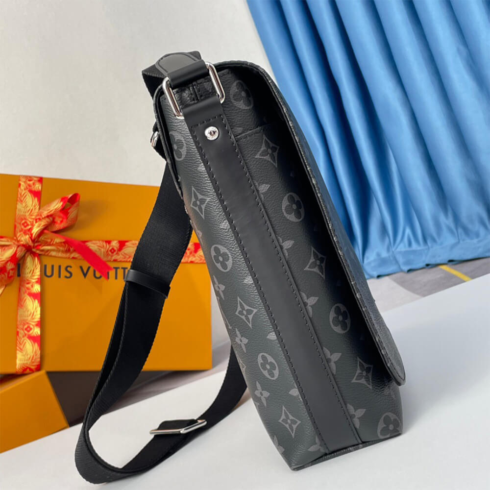 LV District MM Bag - Replica Luxury Bags™