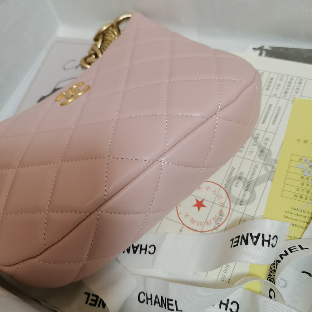 Chanel Hobo Handbag in Pink - Replica Luxury Bags™
