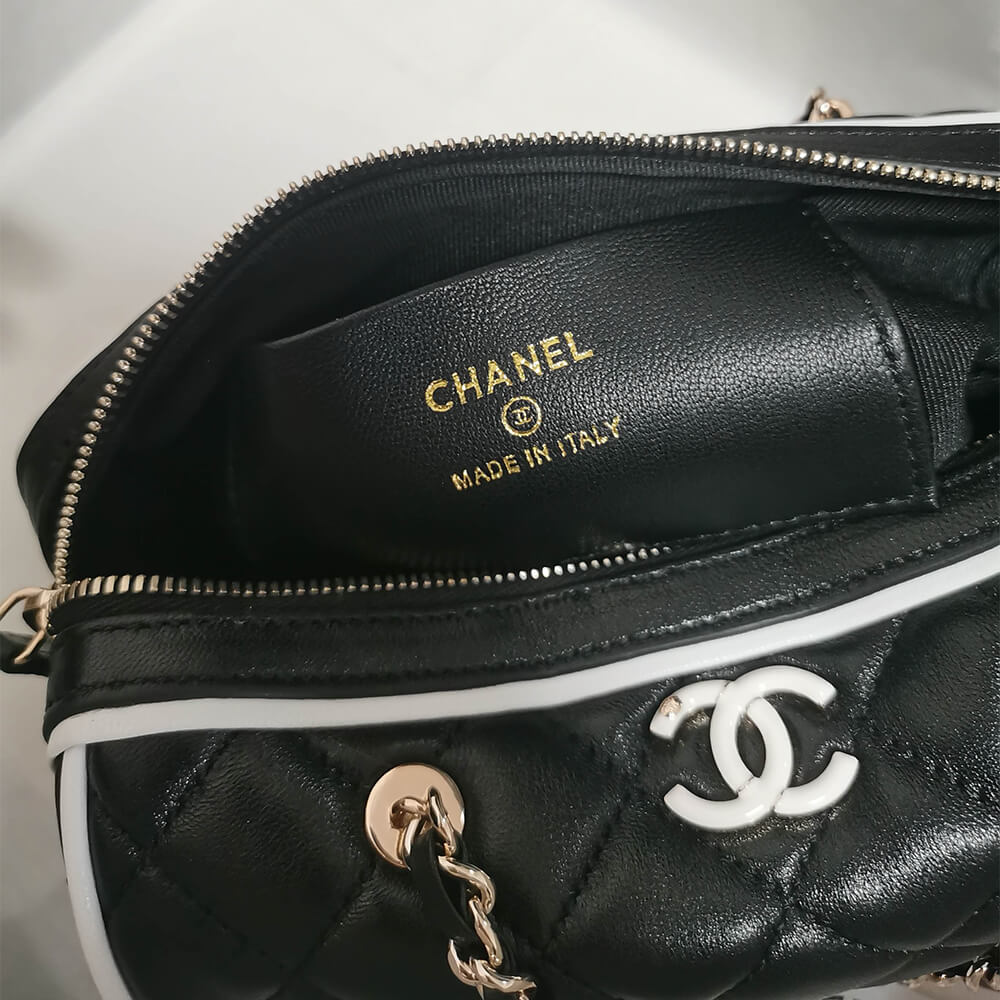 Chanel Clutch with Chain Bag - Replica Luxury Bags™