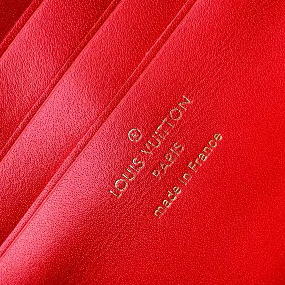 LV Wallet On Chain Capucines Bag - Replica Luxury Bags™