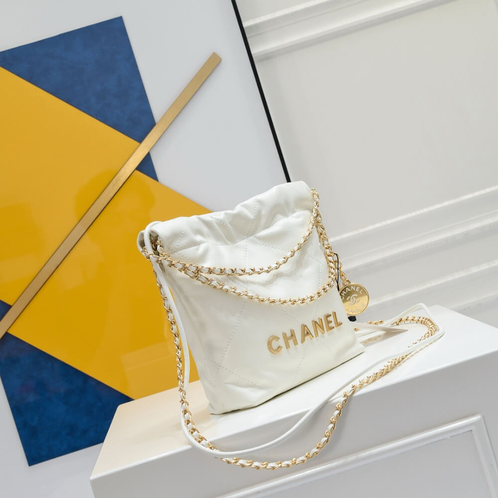 Chanel 22 Mini Handbag - Replica Luxury Bags™