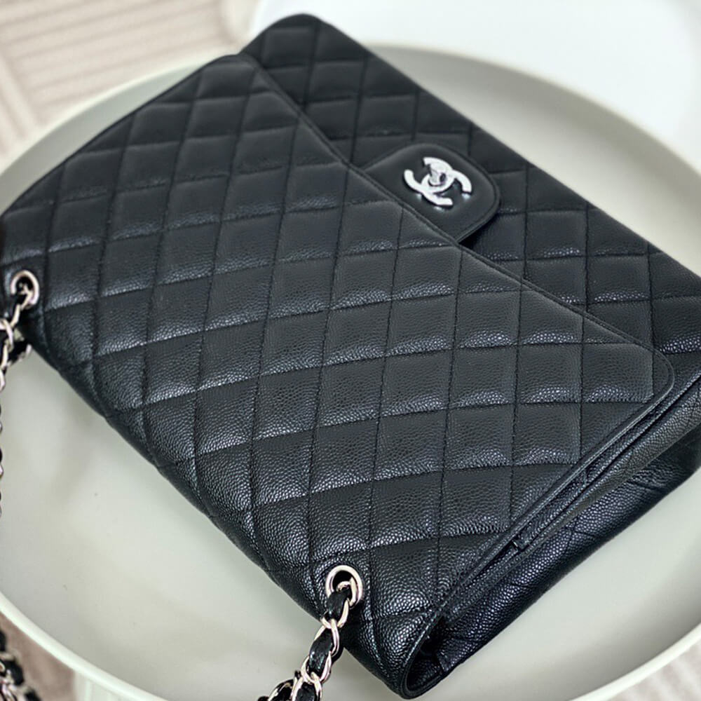 Chanel Classic Maxi Handbag - Replica Luxury Bags™