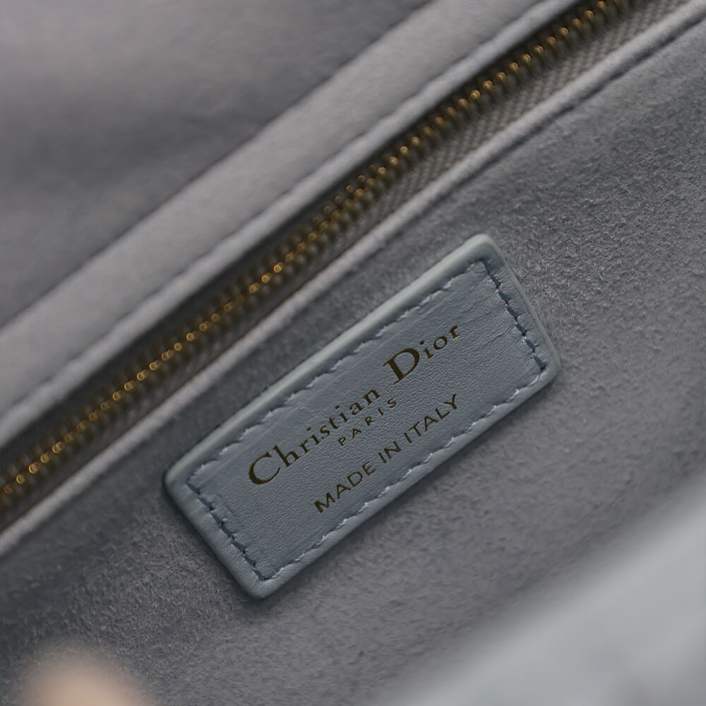 Medium Lady Dior Bag - Replica Luxury Bags™
