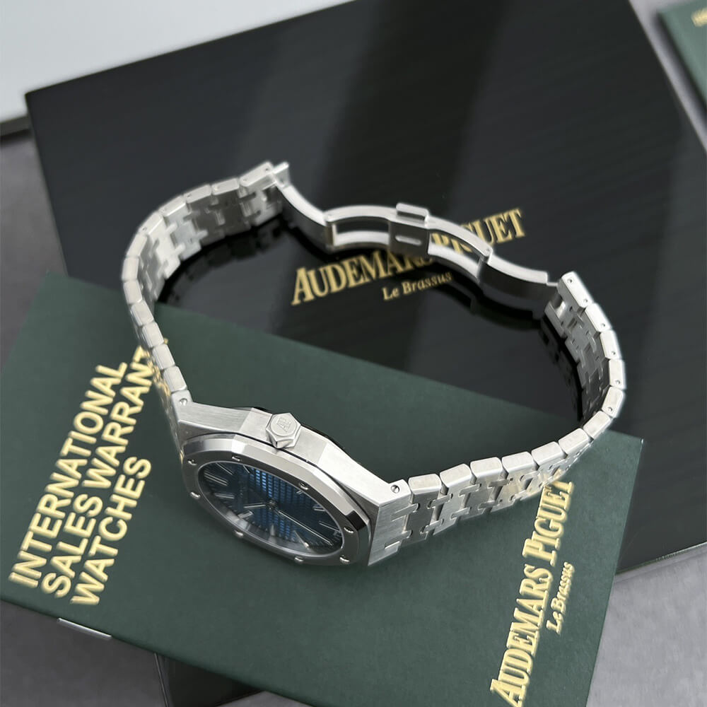 Audemars Piguet Royal Oak 15510ST - Replica Luxury Bags™