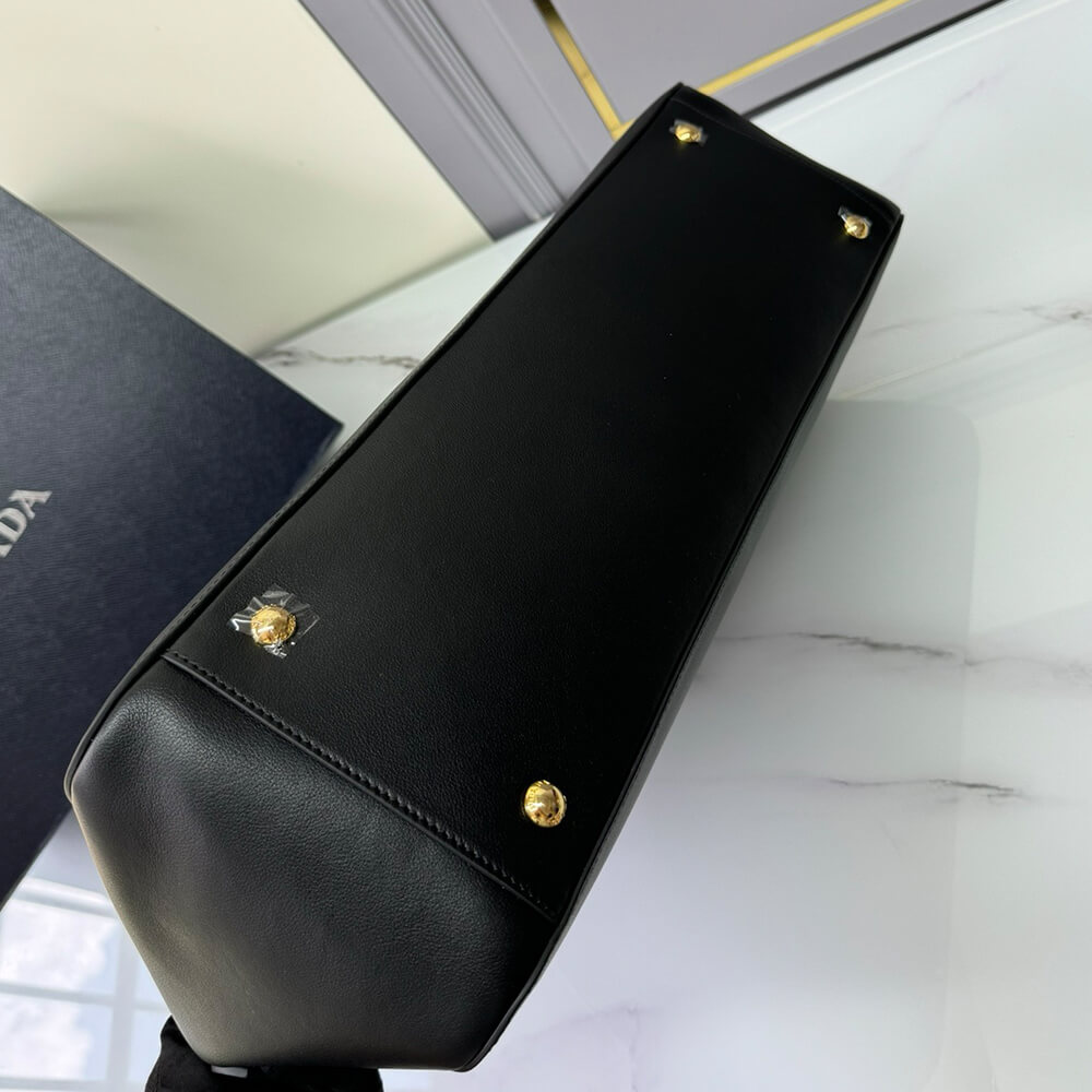 Prada Large Leather Tote Bag With Zipper Closure - Replica Luxury Bags™