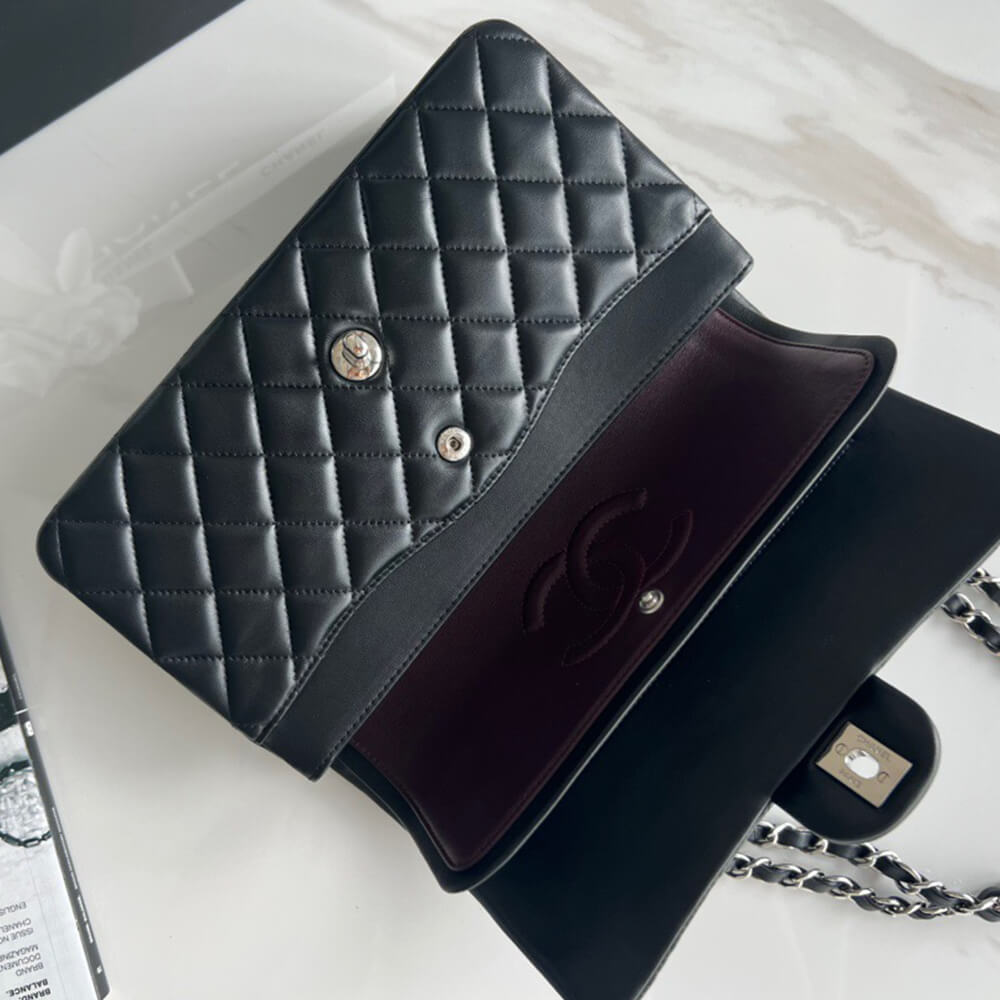 Chanel Classic Flap Handbag - Replica Luxury Bags™