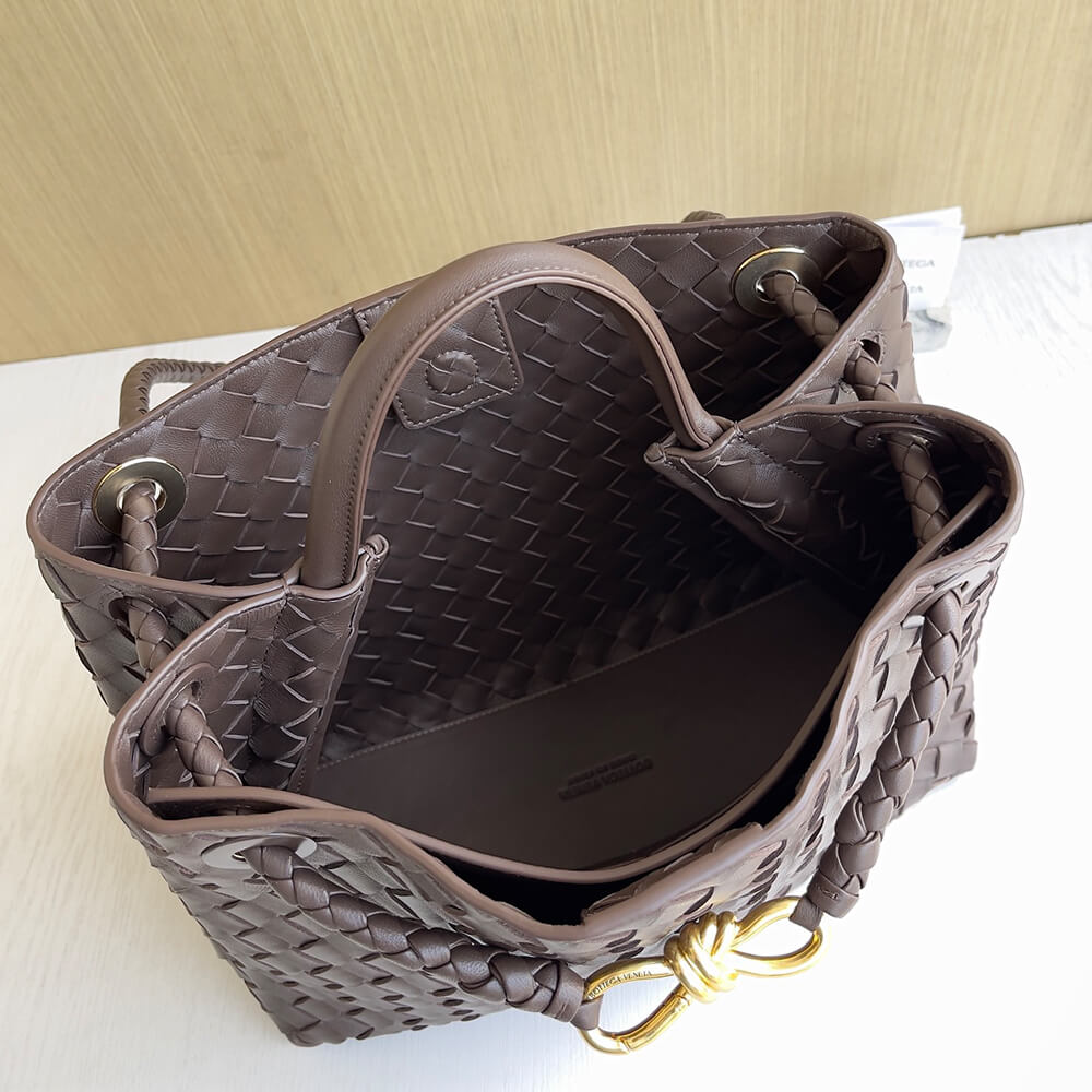 Bottega Veneta Medium Andiamo Bag - Replica Luxury Bags™