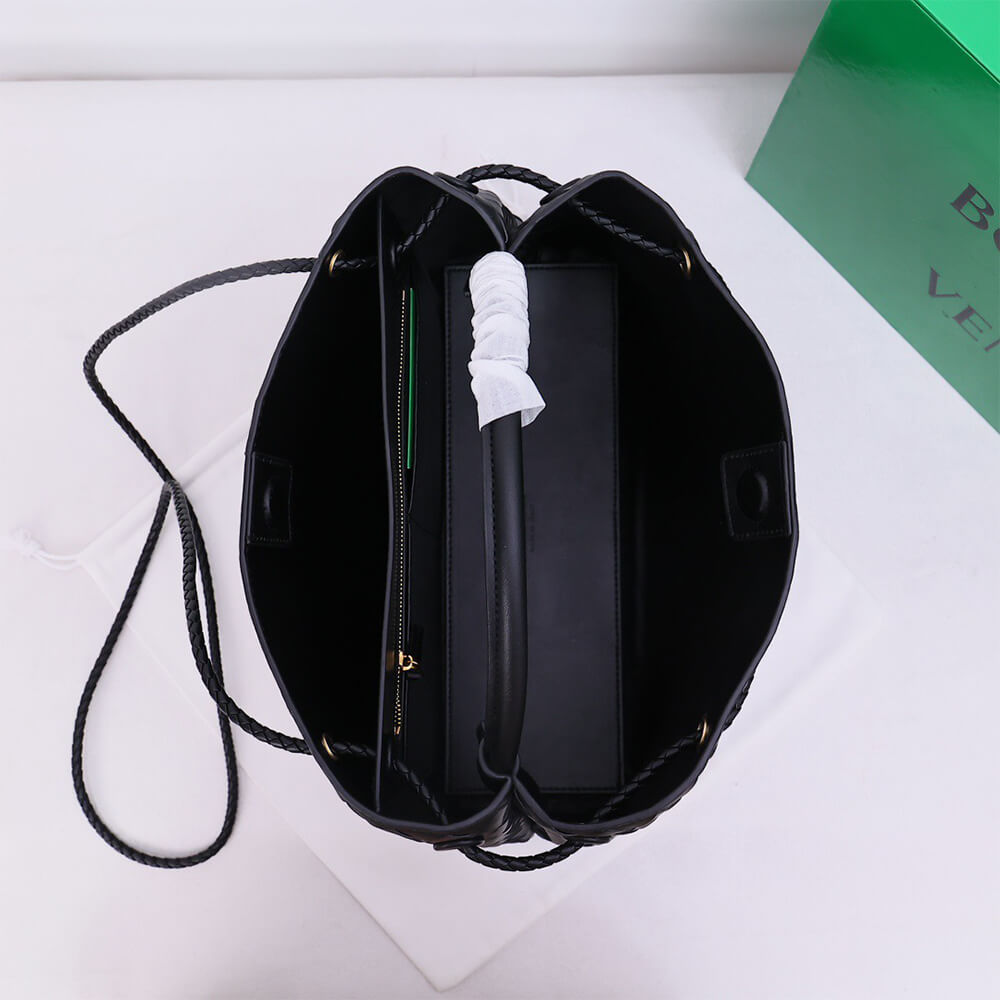 Bottega Veneta Medium Andiamo Bag - Replica Luxury Bags™