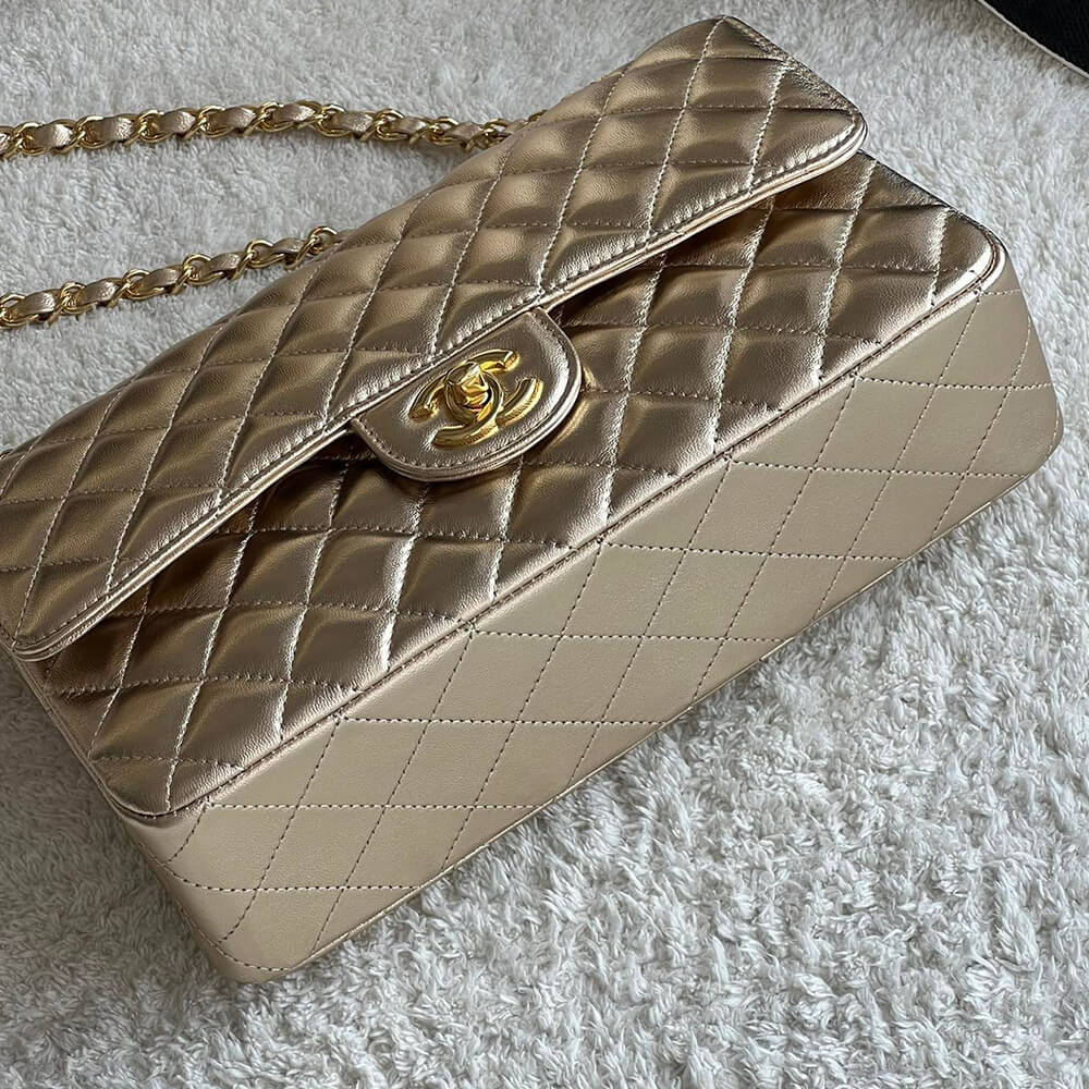 Chanel Medium Classic Flap Bag - Replica Luxury Bags™