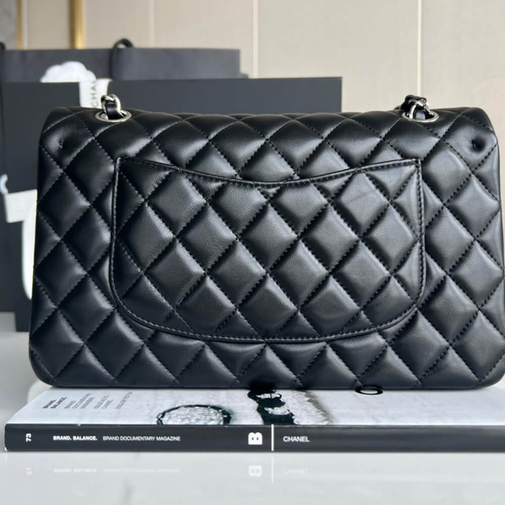 Chanel Classic Flap Handbag - Replica Luxury Bags™
