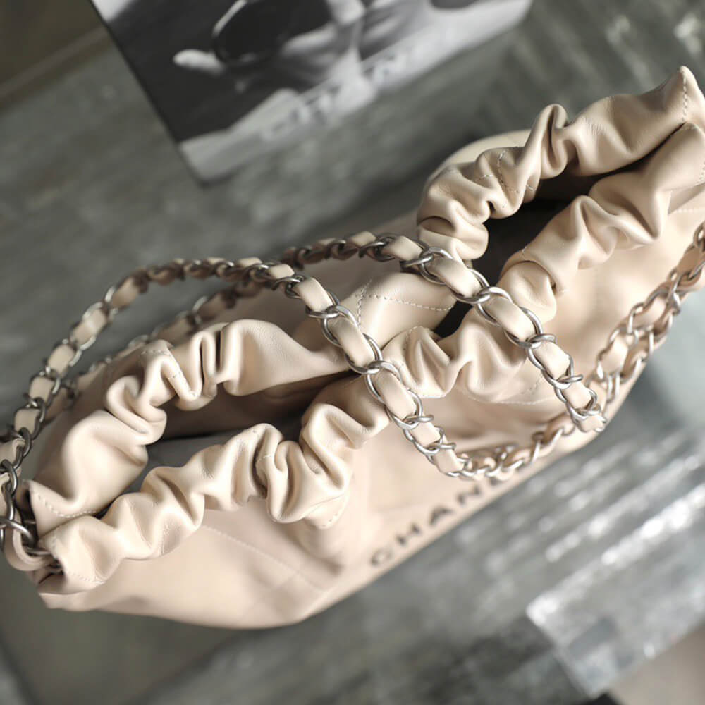 Chanel 22 Handbag - Replica Luxury Bags™