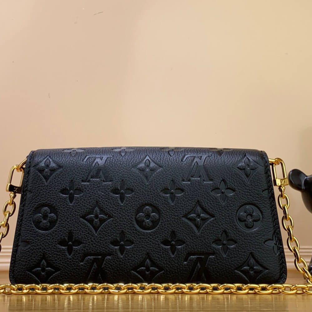 LV Wallet On Chain Metis Bag - Replica Luxury Bags™