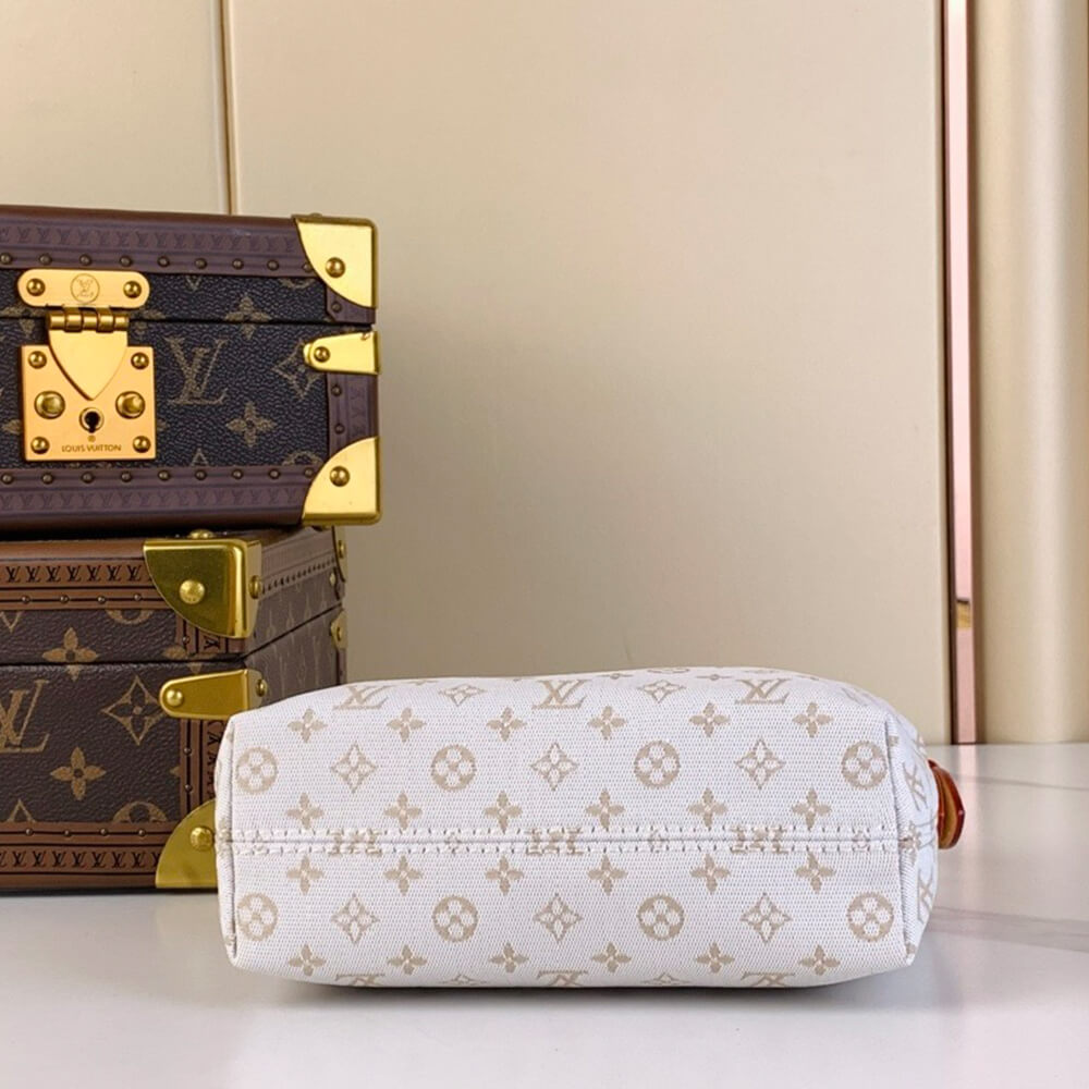 LV Hills Pochette Shoulder Bag - Replica Luxury Bags™