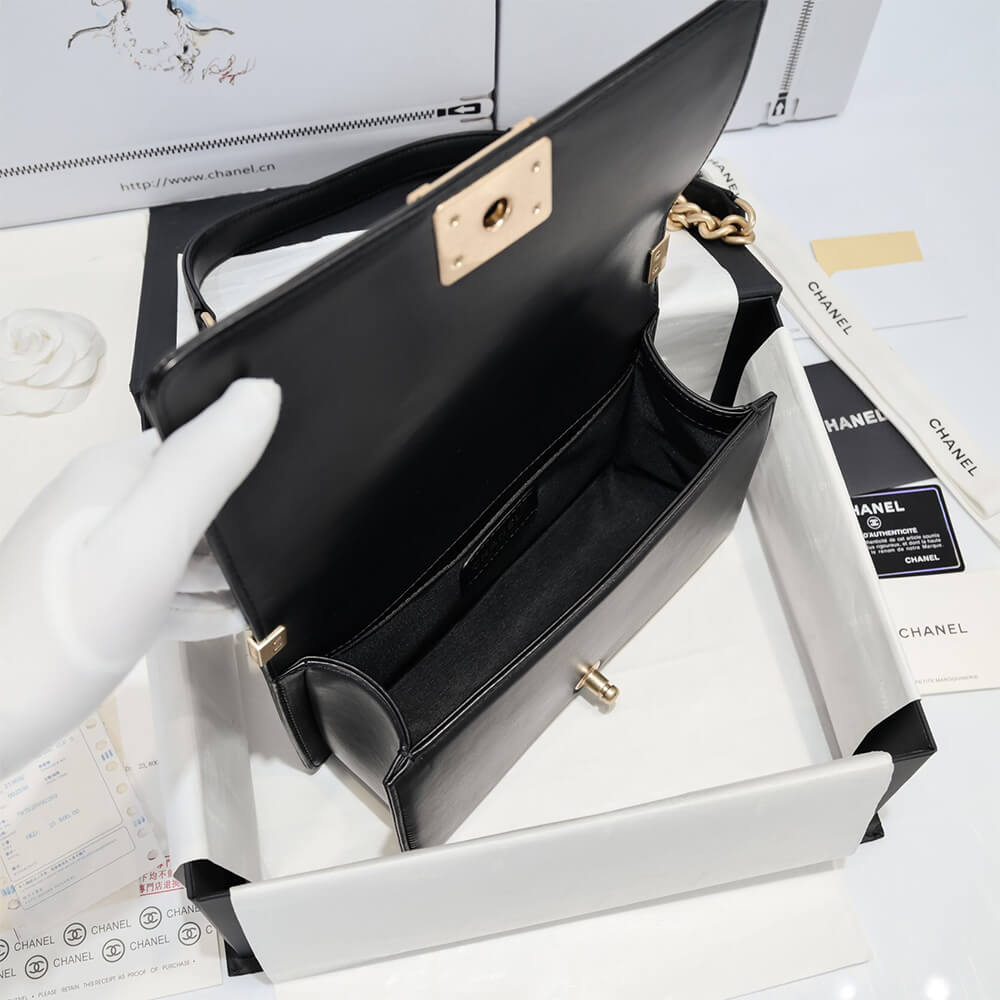 Chevron Boy Chanel Handbag - Replica Luxury Bags™