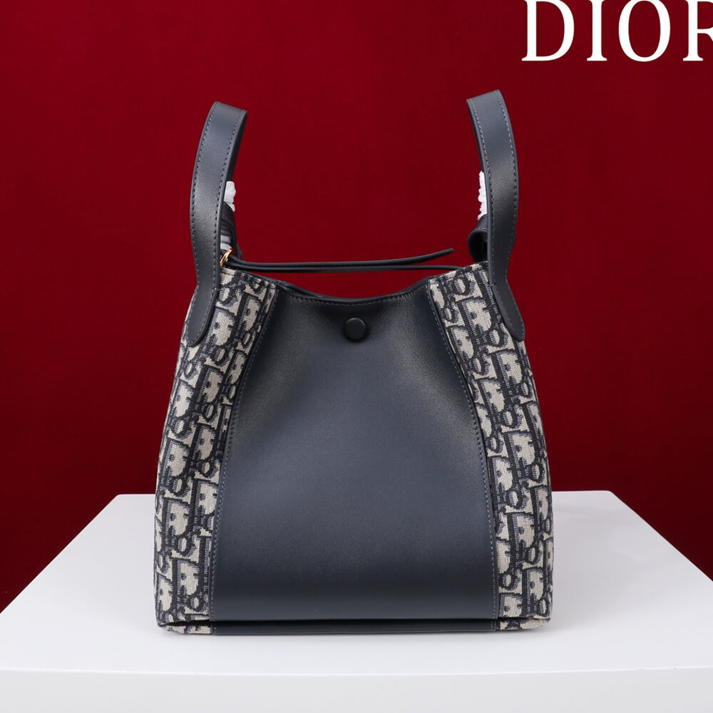 Dior Medium Signature Bucket Bag - Replica Luxury Bags™