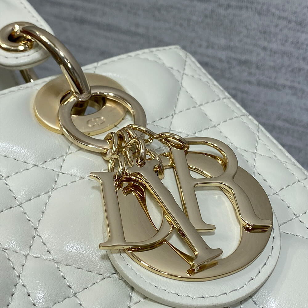 Medium Lady Dior Bag - Replica Luxury Bags™