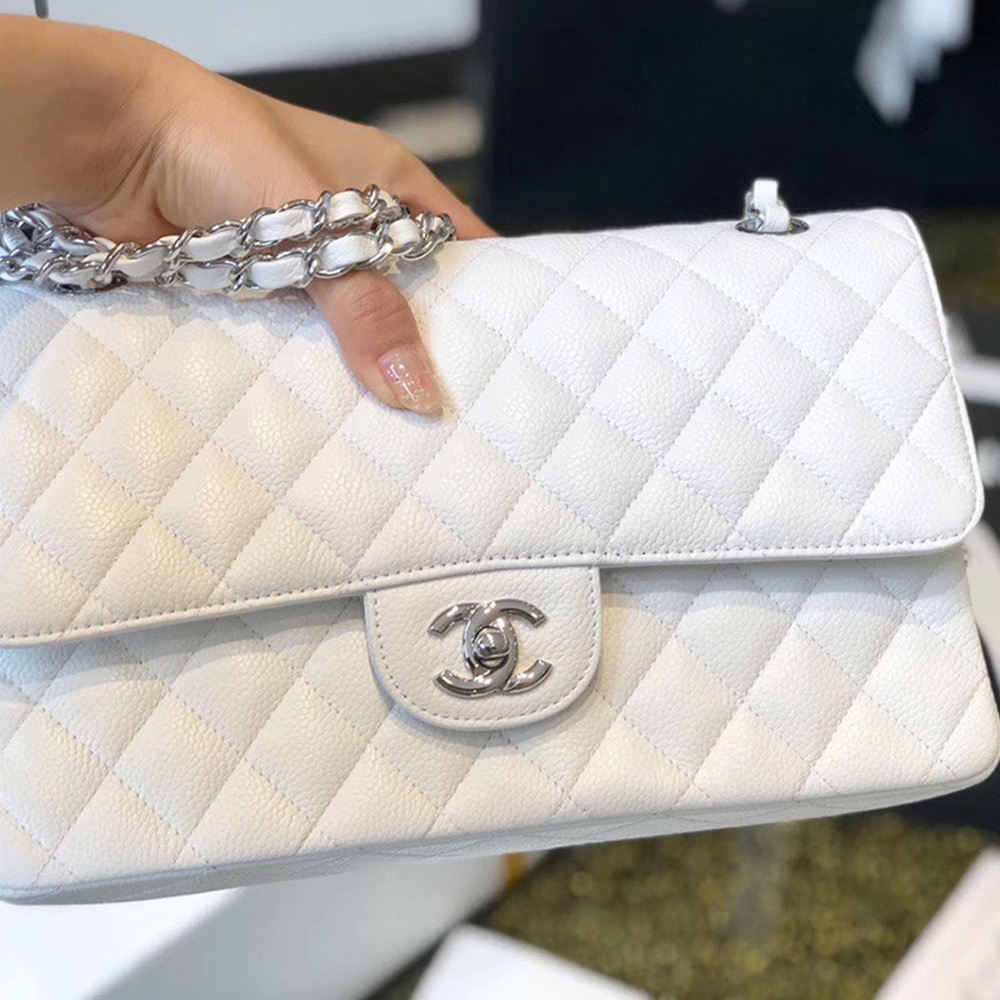 Chanel Classic Flap Handbag - Replica Luxury Bags™