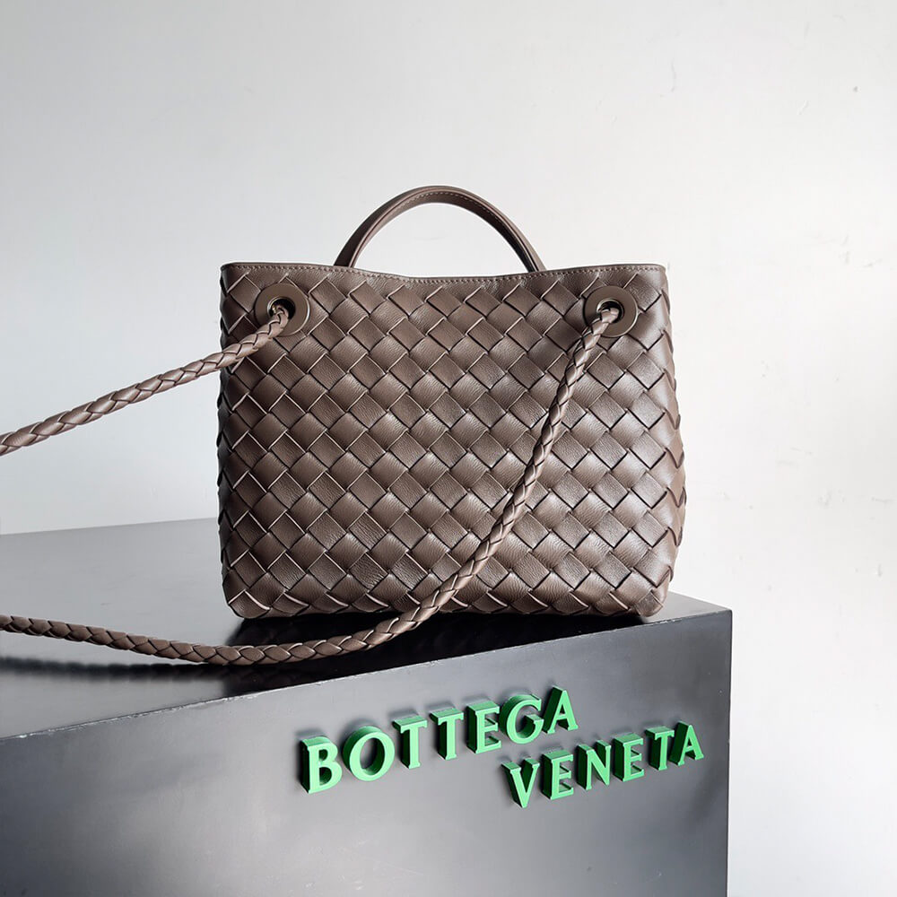 Bottega Veneta Small Andiamo Bag - Replica Luxury Bags™