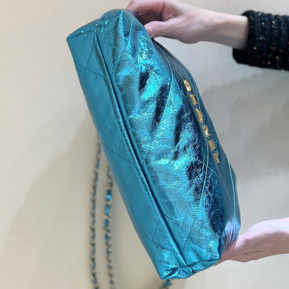 Chanel 22 Small Handbag - Replica Luxury Bags™