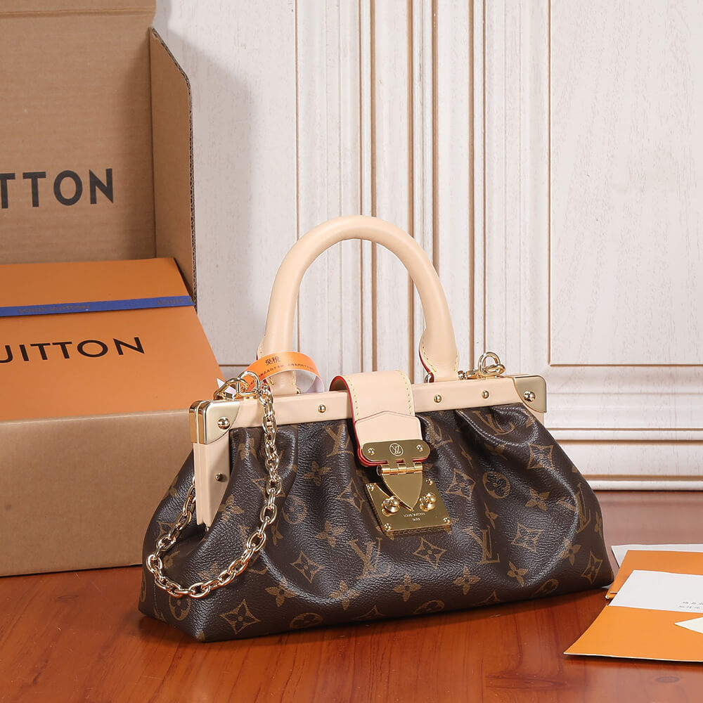 LV Monogram Clutch Bag - Replica Luxury Bags™