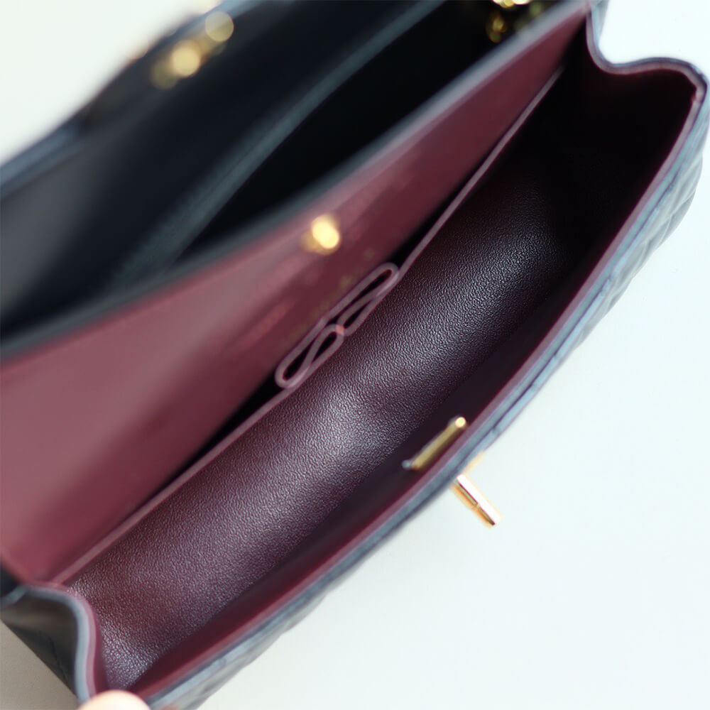 Chanel Classic Flap Handbag - Replica Luxury Bags™