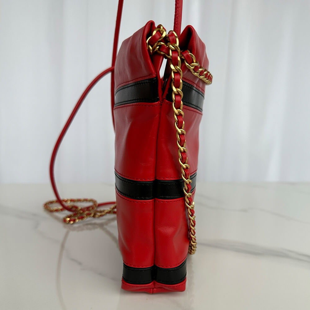 Chanel 22 Mini Handbag - Replica Luxury Bags™