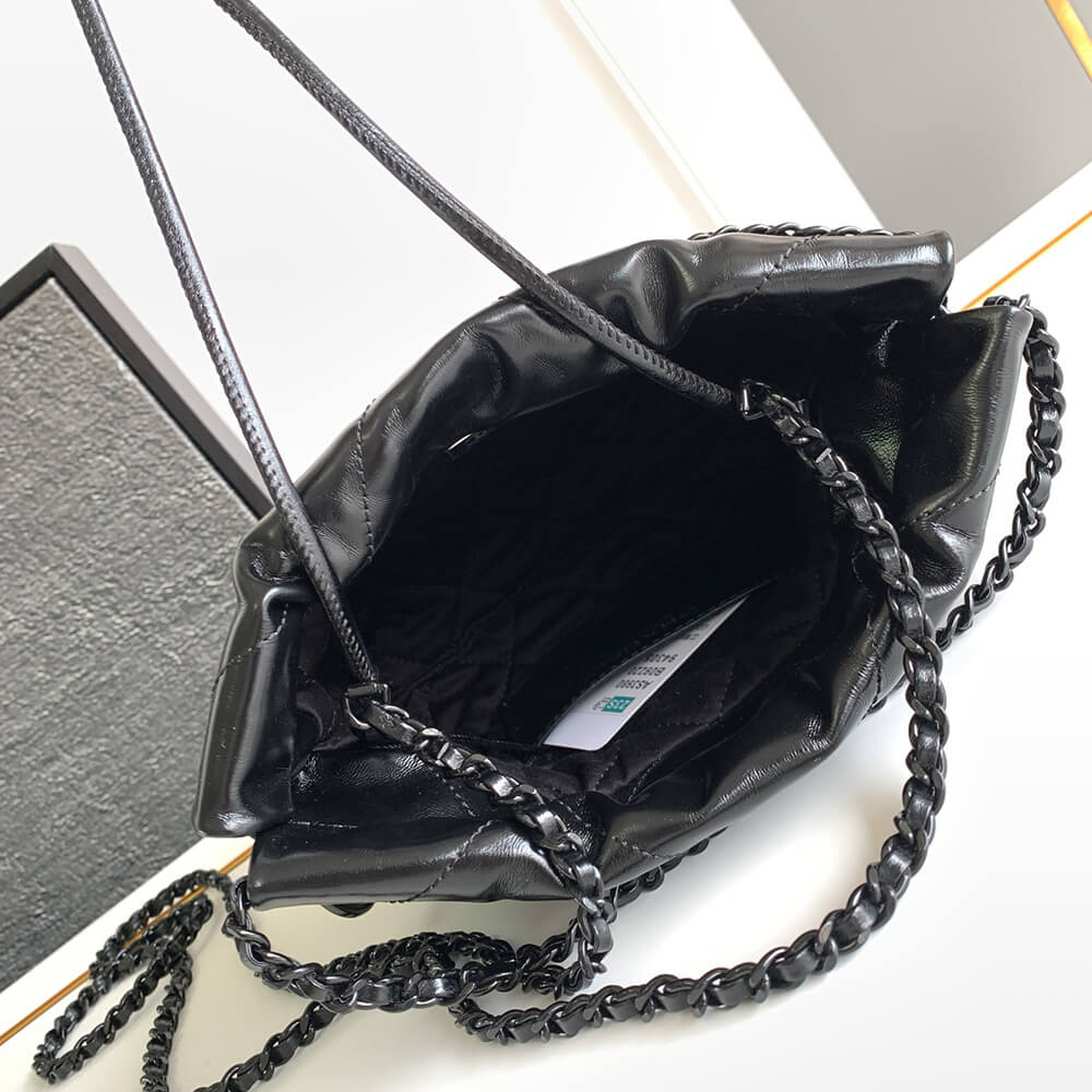Chanel 22 Mini Handbag - Replica Luxury Bags™