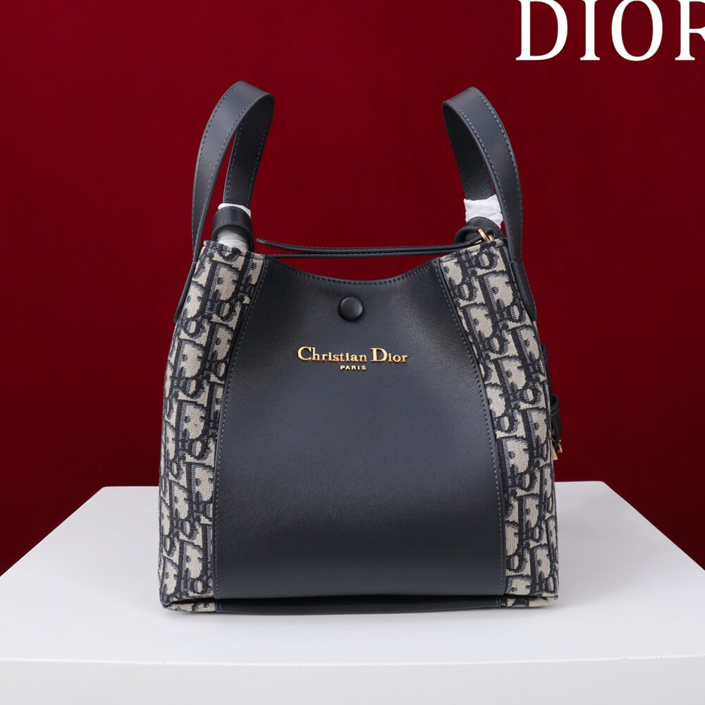 Dior Medium Signature Bucket Bag - Replica Luxury Bags™