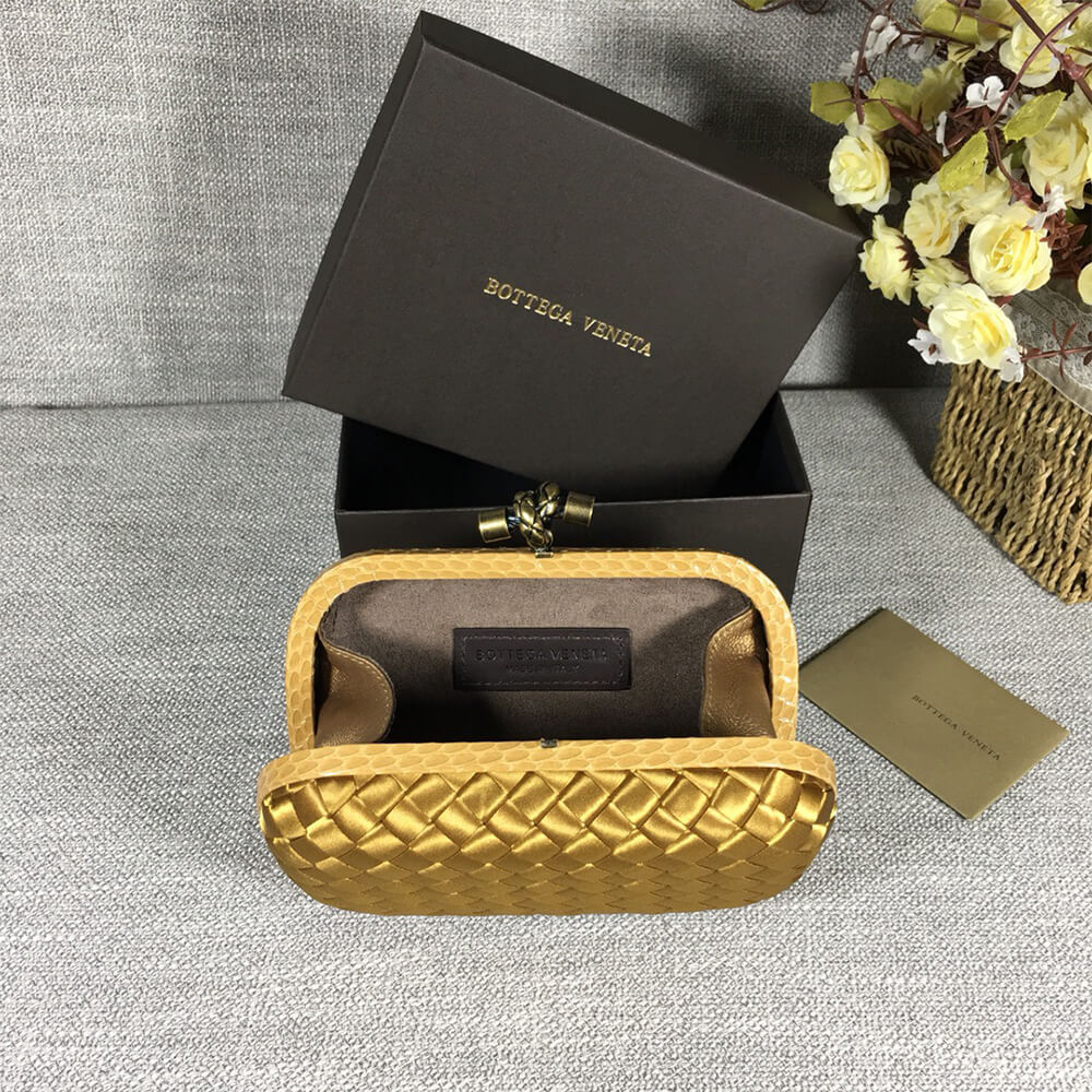 Bottega Veneta Knot Clutch Bag - Replica Luxury Bags™