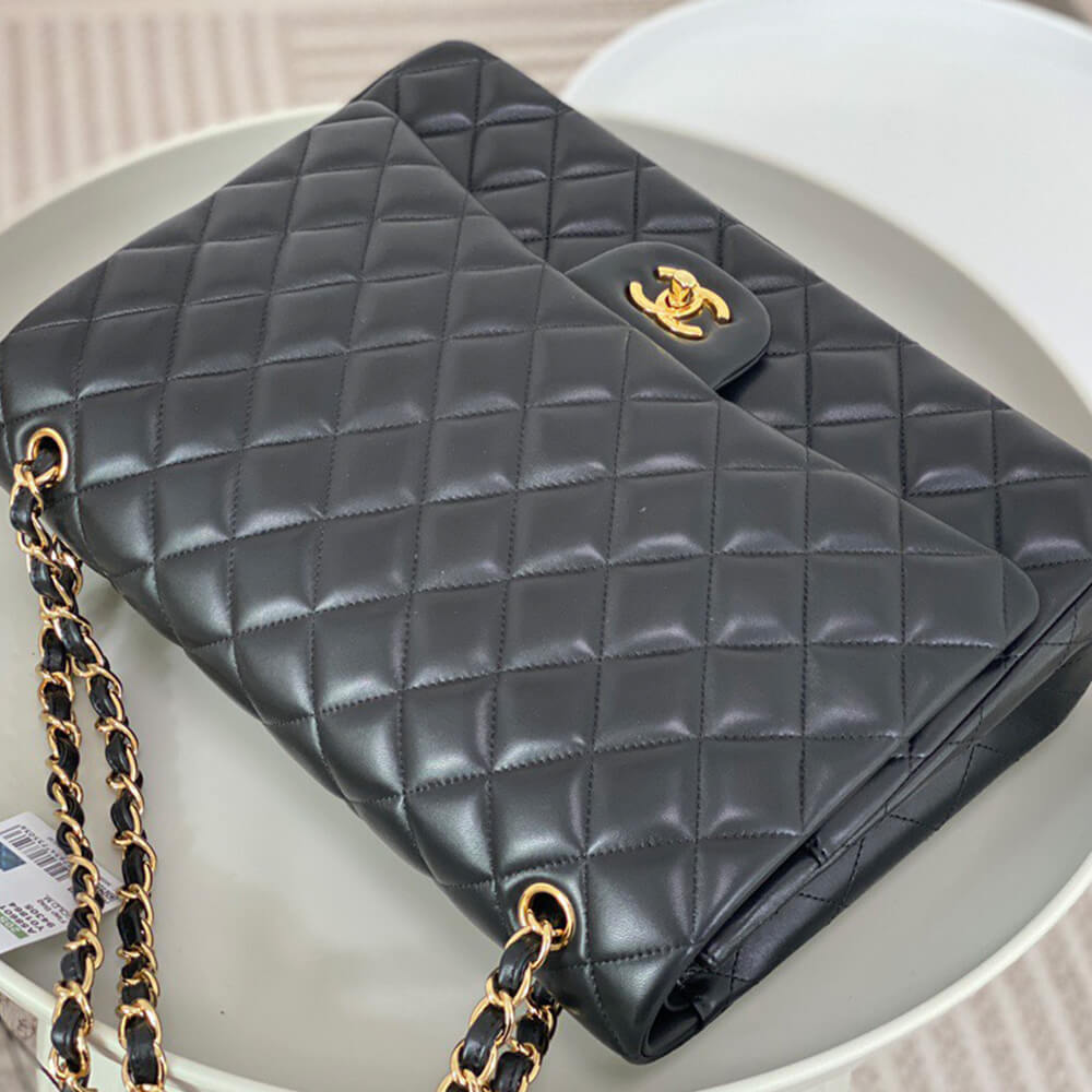 Chanel Classic Maxi Handbag - Replica Luxury Bags™