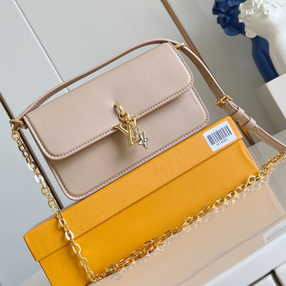 Wallet On Chain LV Bloom Bag - Replica Luxury Bags™