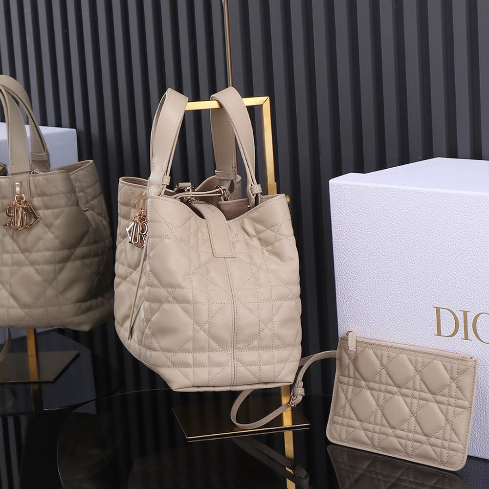 Medium Dior Toujours Bag - Replica Luxury Bags™