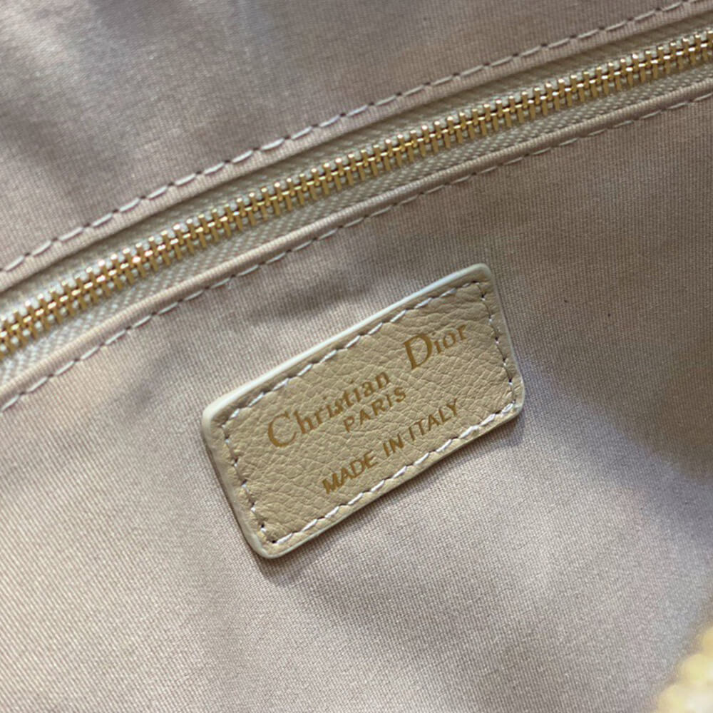 Large Dior Caro Daily Pouch Bag - Replica Luxury Bags™