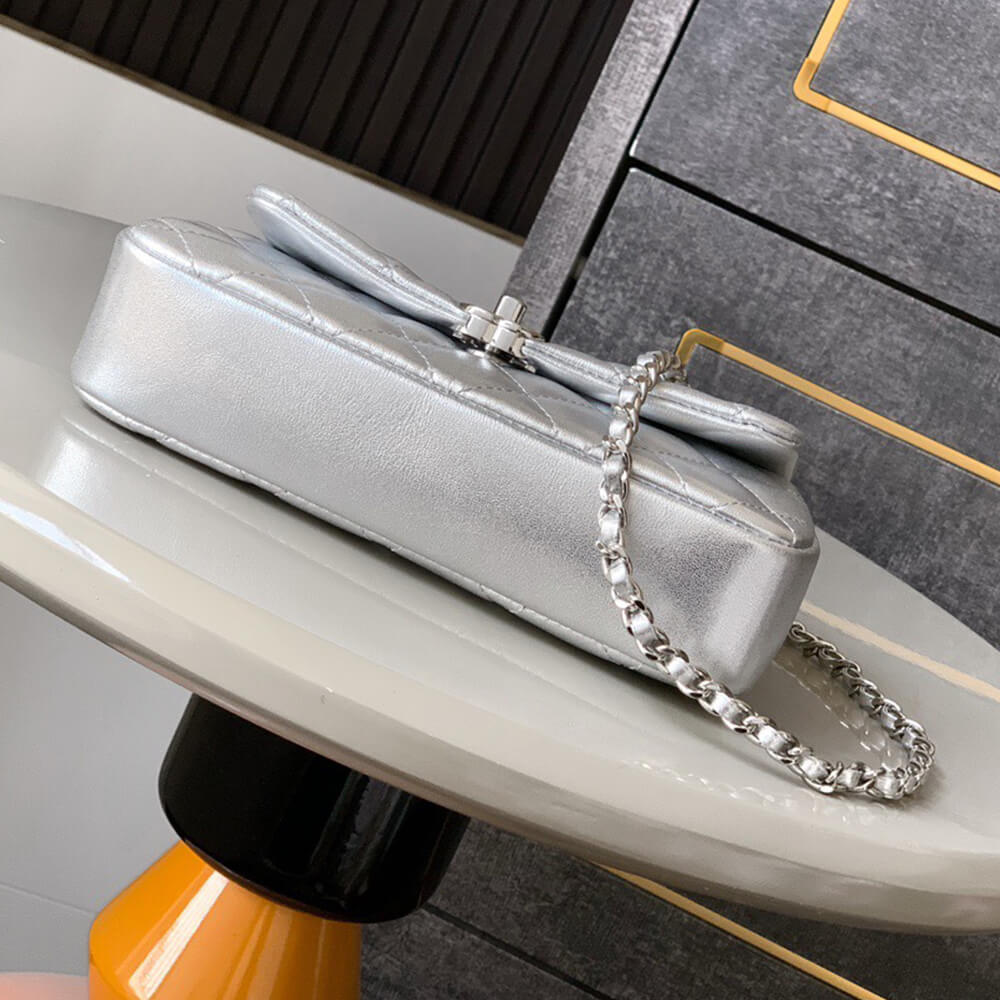 Chanel Flap Bag Phone Holder With Chain - Replica Luxury Bags™