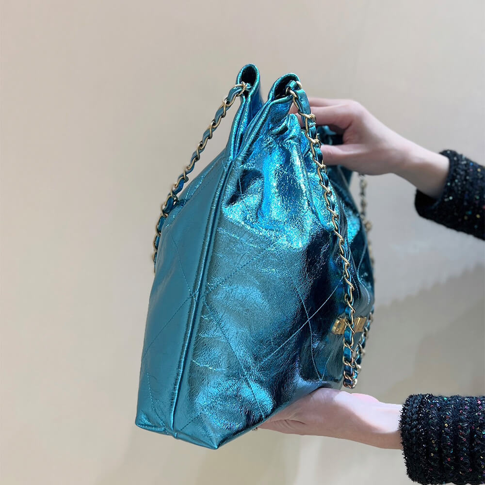 Chanel 22 Handbag - Replica Luxury Bags™